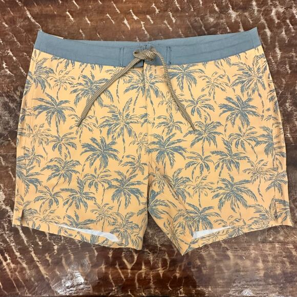 NWT Faherty Shorts Mens 36 Orange Hybrid Board Shorts Casual Beach Adult NWT - Picture 1 of 9